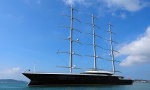 Black Pearl superyacht