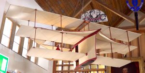 Tri plane