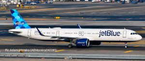 jetBlue mint plane